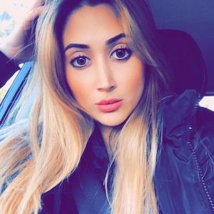 Meet your Posher, Mariza